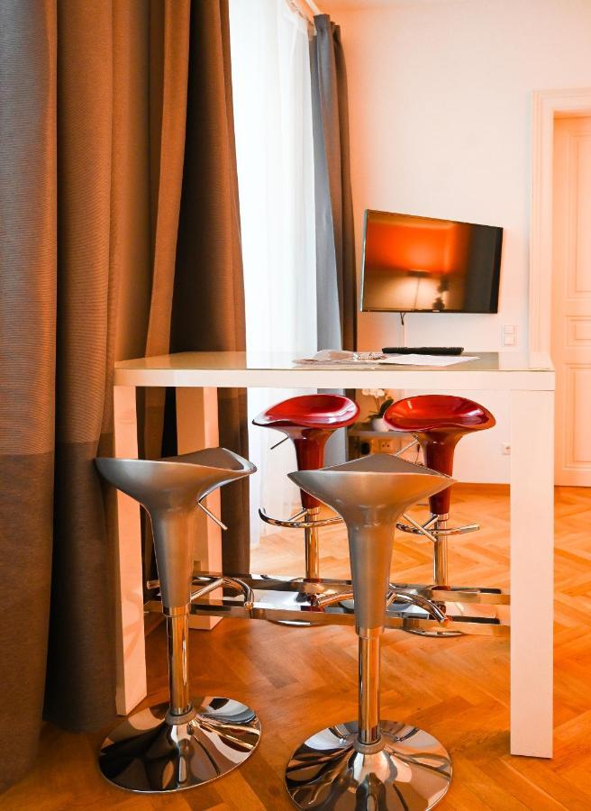 Bright Suite Universitaet Wien Exterior photo